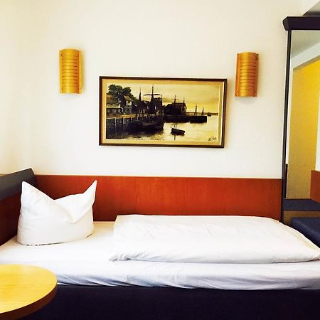 Hotel Imperial Вупертал Екстериор снимка